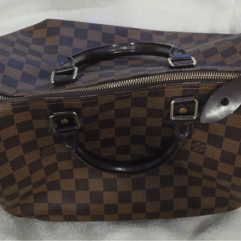 Louis Vuitton speedy 30